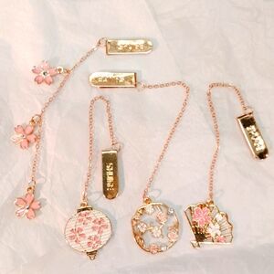 Floral romantic for peace bookmark vintage style set gold tone cherry blossom